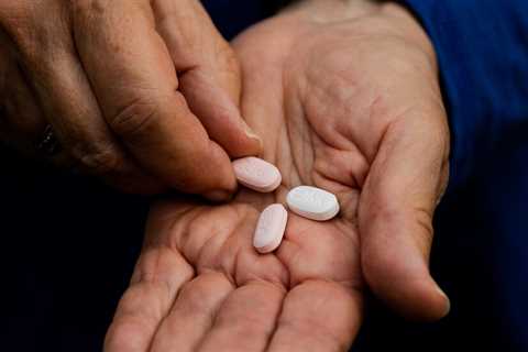 Opinion | Covid Drugs May Work Well, but Our Health System Doesn’t