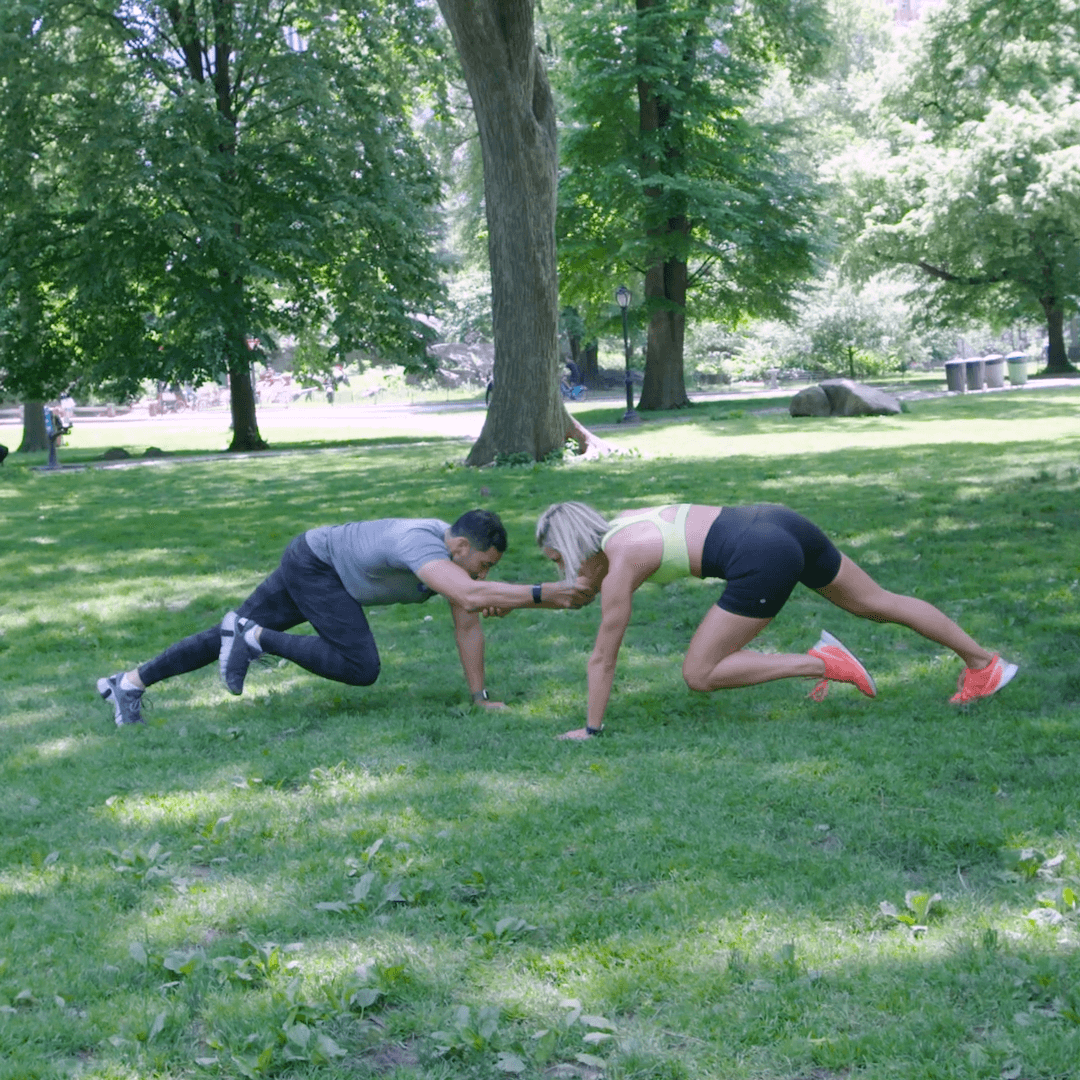 This Partner Mountain Climber Challenge Workout Is Tougher Than You'd Think