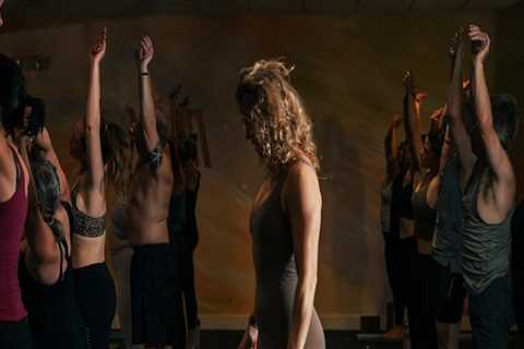 Unlocking the Benefits of Advanced Yoga Classes in Hennepin County, Minnesota