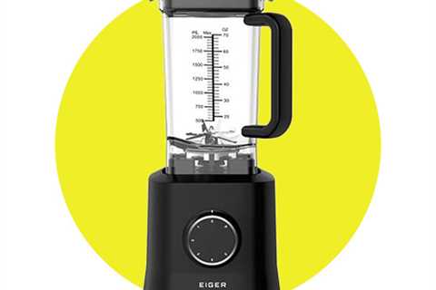 A Tropical, Protein-Packed Smoothie That Transports You Straight To The Beach
