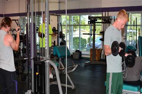 The Best Fitness Studios in Southeast SC for Outdoor and Beach Workouts